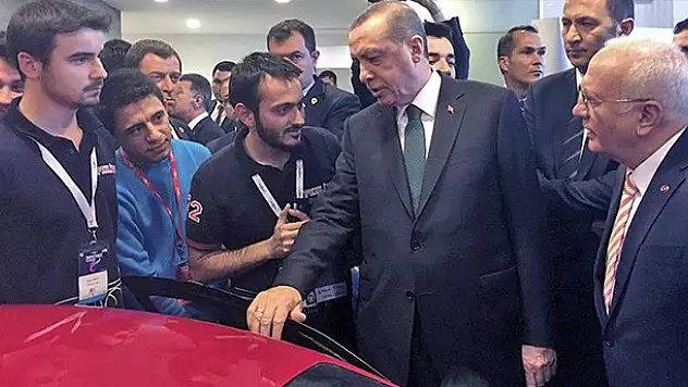 'Cumhurbaşkanı Erdoğan elektrikli araç 'Pehlivan ElekTrak'ı' beğendi'