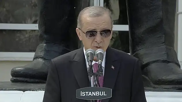  Cumhurbaşkanı Erdoğan karne dağıtım töreninde açıklamalarda bulundu