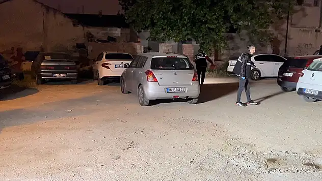 'Dur' ihtarına uymayıp, kaçan firari hükümlü bacağından vurularak yakalandı
