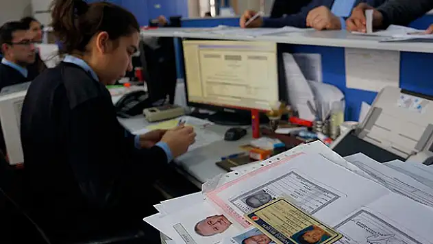 'Ehliyetinizi değiştirmek için 5 yılınız var'