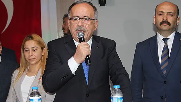 'Ekonomimizi çökertip kriz çıkartmak istiyorlar'