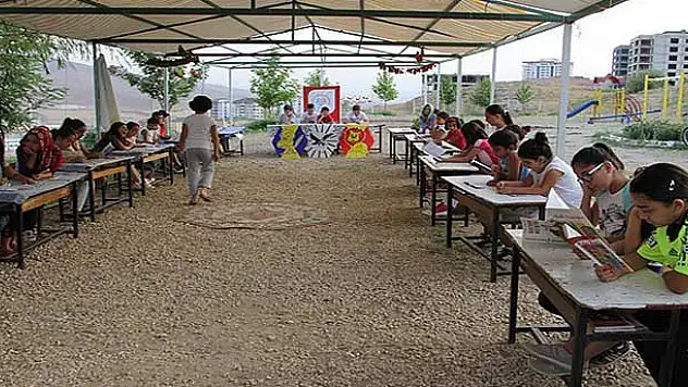 'En çok 7-14 yaş grubundakiler kitap okuyor'