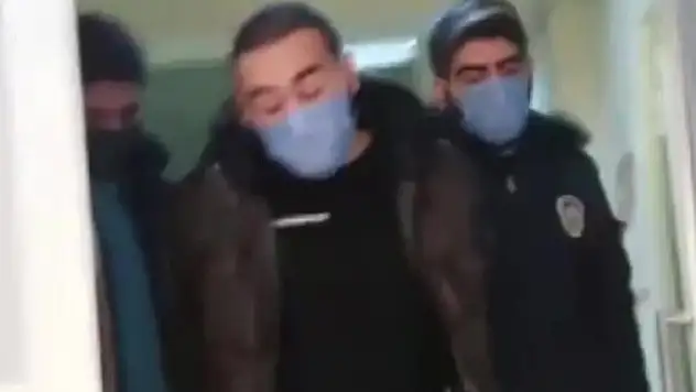 'Ev dağınık' diyen babasını öldürmüştü! Cezası belli oldu!
