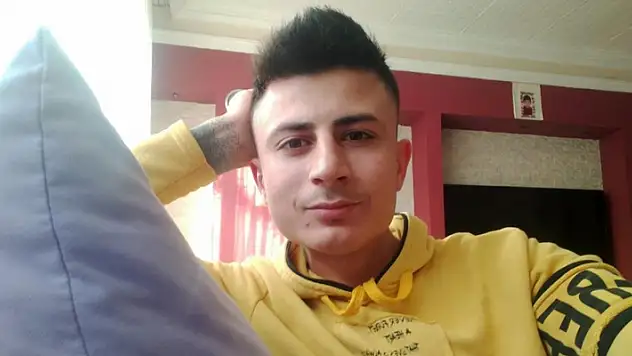 'Gazze'ye gidiyorum' diyerek evden ayrılan Manisalı genç Şam'da bulundu
