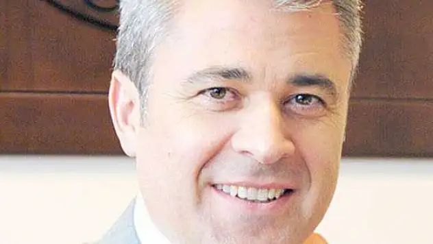 'Herkes elini taşın altına koymalı'