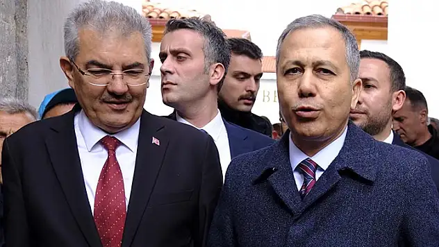  İçişleri Bakanı Ali Yerlikaya, Konya'da basın mensuplarına açıklamalarda bulundu