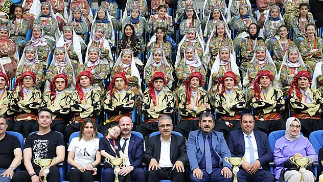  Ilgın Belediyesi Halk Oyunları ekibi başarıdan başarıya koşuyor