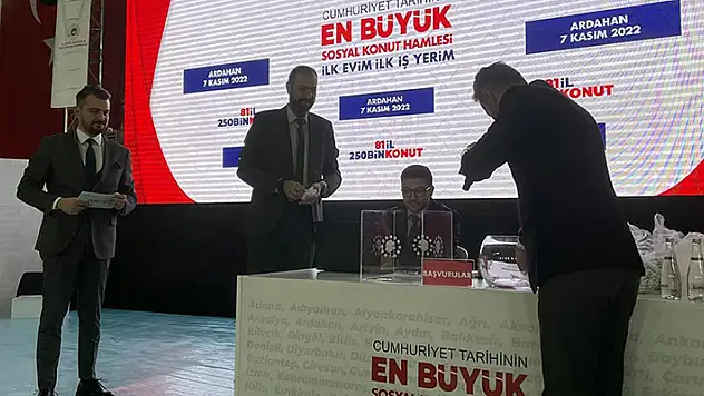 'İlk Evim, İlk İş Yerim Projesi'nde ilk kuralar çekildi
