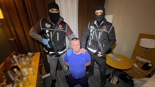  İnterpol Kırmızı Bülteni ile aranıyordu! Yakalandı