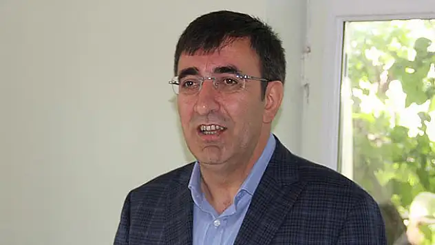 'İrade hırsızlığı yapıyorlar'