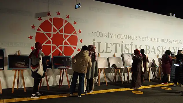 'İrfan Vakti Fotoğraf Sergisi' Dijital Gösterim Merkezi'nde açıldı
