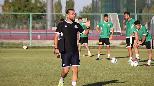  İsmail Aksu: Konyaspor'a oyuncu verebilmek en büyük hayalimiz