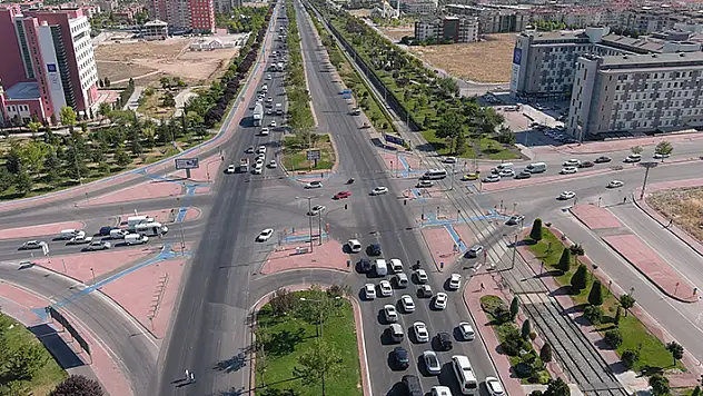  İstanbul Yolu Fırat Caddesi kesişimine köprülü kavşak yapılacak