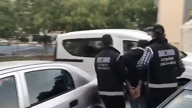 'Kahramanlar Operasyonu' kapsamında arama kaydı bulunan 2 bin 554 kişi yakalandı
