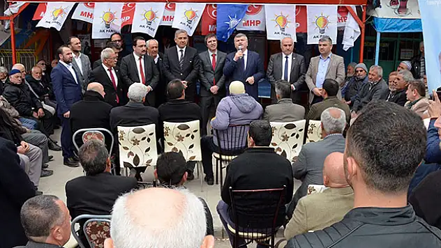 'Kaosçulara karşı ülkemizin geleceğini destekleyelim'