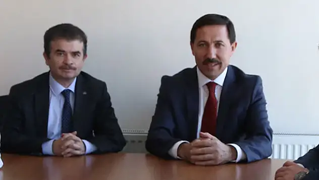 'Karatay için 100'e yakın projemiz var'