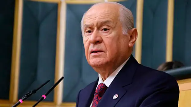 'Kırmızı bültenle aranan katilin taltif edilmesi namertliktir'