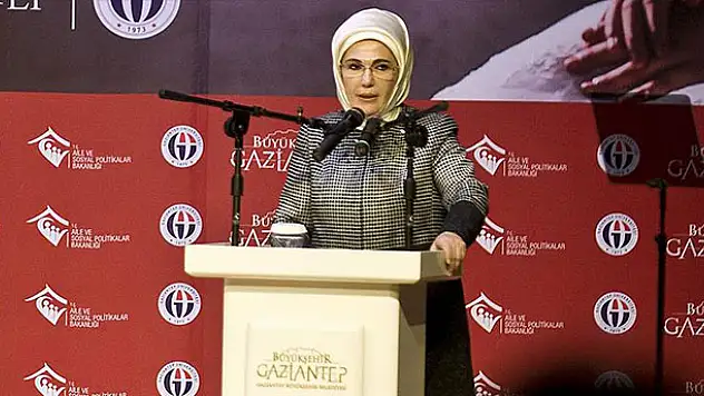 'Kız çocuklarının erken yaşta evliliği hala ciddi bir sorun'
