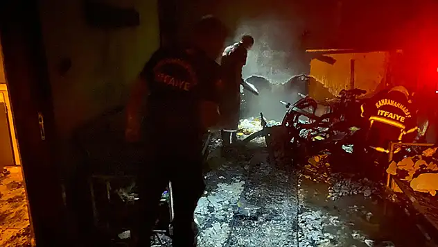 'Kız kaçırma' meselesi nedeniyle husumetli olduğu kişinin evini yaktı
