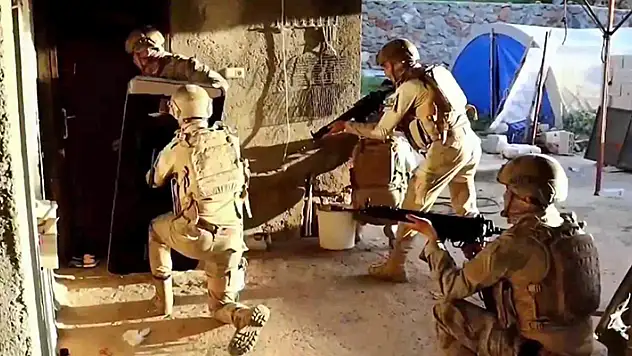 'Mahzen 26' operasyonunda 'Canık Çetesi' çökertildi
