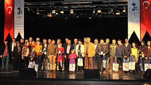 'Mavi Bisiklet' filminin Akşehir galası yapıldı