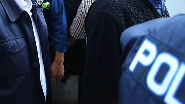 'Montrö' bildirisinde imzası olan 10 emekli amirale gözaltı!