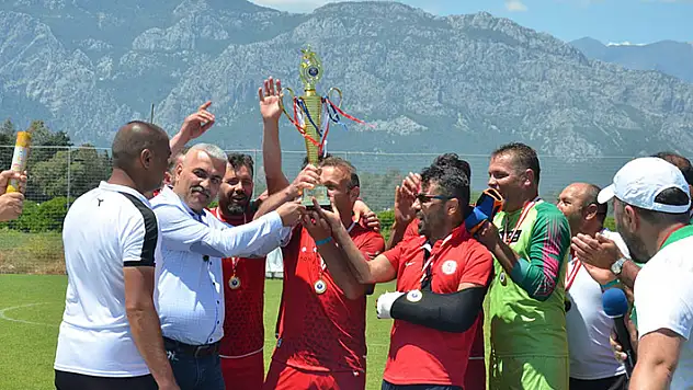 'Naci Renklibay Futbol Turnuvası' sona erdi 