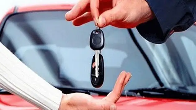 'Otomobilde kur zammı beklentisi gerçekçi değil'