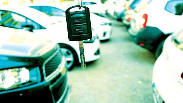 'Otomobile yüzde 15-20 zam geldi!'