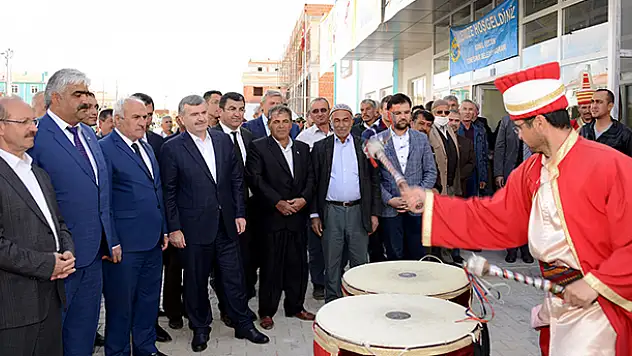 'Oy kullanarak ülkenin geleceğine destek verelim'