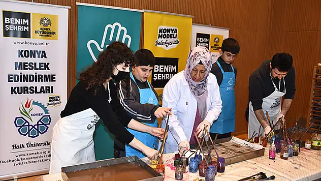 'Özel çocuklar' yeteneklerini ebru sergisiyle ortaya koyacak
