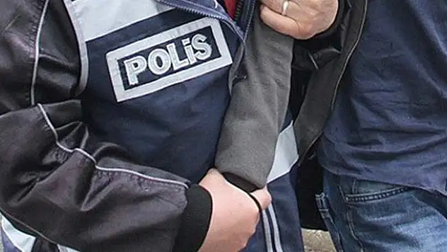 'Paralel Yapı' operasyonunda 5 tutuklama