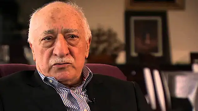 'Parasız adam, gereksiz adam'