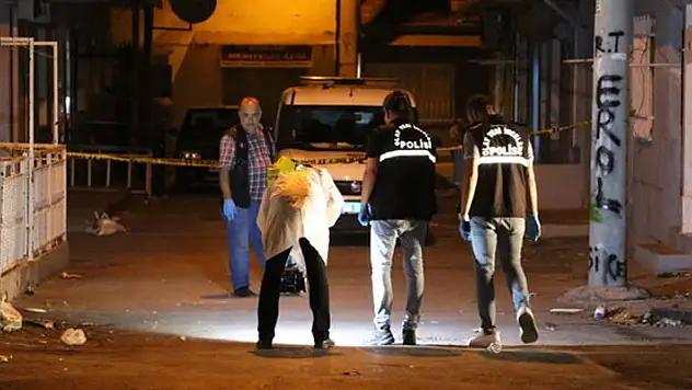 'Pompalı' dehşeti! Kavgayı ayıranı da vurdu!
