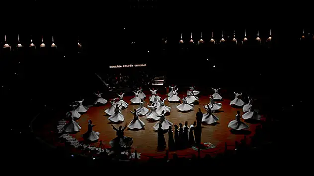 'Postnişin Hazreti Mevlana'nın makamıdır'