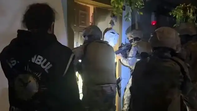 'Şahinler' suç örgütü operasyonunda yakalanan 43 zanlıdan 22'si tutukladı
