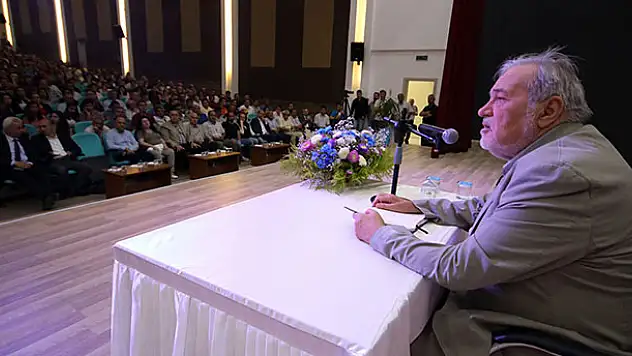 'Selçuklu devrine ait tek saray örneği Beyşehir'de'