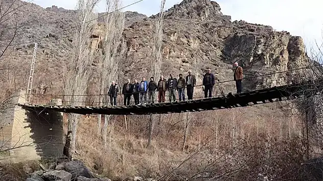 'Sırat Köprüsü'nden kurtulmak istiyorlar
