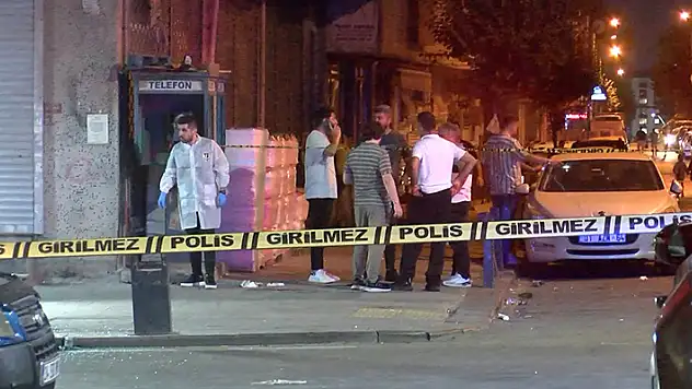  Sultangazi'de silahlı saldırı: 1 ölü 4 yaralı