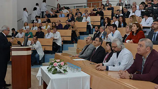 'Tıp fakülteleri üniversitelerin lokomotifidir'