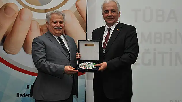 'Topyekûn kalkınmada bilimsel gelişme hayati önem taşıyor'