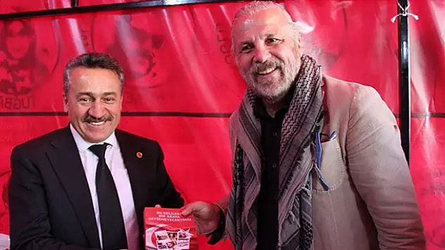 'Türkiye 7 düvelle de bir savaş içinde'