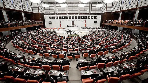 'Türkiye İnsan Hakları ve Eşitlik Kurumu' hakkındaki tasarı TBMM'ye sunuldu