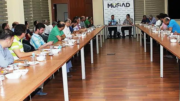 'Türkiye-İran İlişkileri Ortadoğu'nun Kaderini Tayin Edecek'
