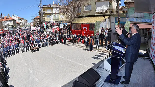 'Türkiye yeniden diriliş mücadelesi veriyor'