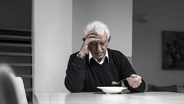 'Türkiye'de 70 yaş üstü her 5 kişiden biri Alzheimerlı'
