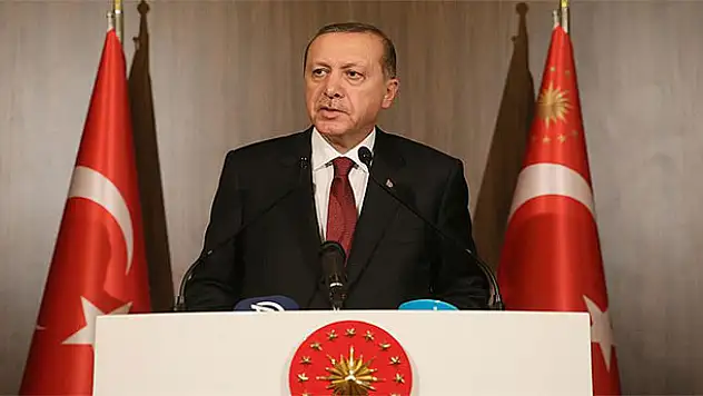 'Ülkem ve milletim adına Fransa'ya taziyelerimi sunuyorum'