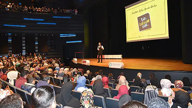 'Ümmetin kilit taşına sahip çıkmalıyız'