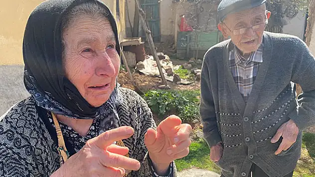 'Üzümlerini' paylaşacak çocuklarını bekliyor