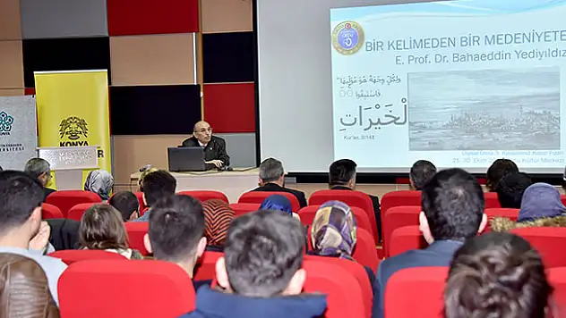 'Vakıflar Kimliğimizi Ortaya Koyan En Önemli Unsurdur'
